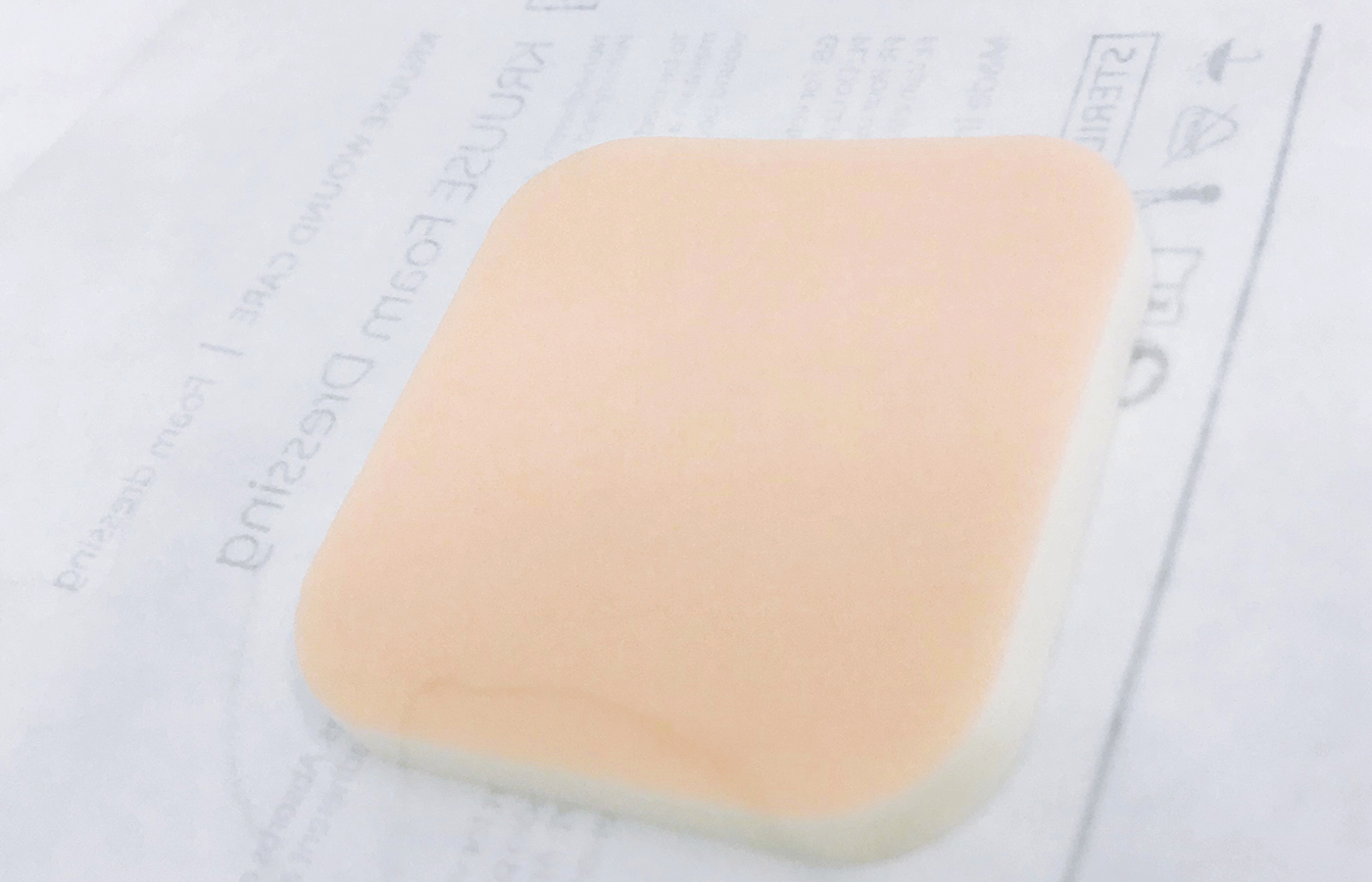 KRUUSE Foam Dressing โฟมดูดซับสำหรับแผลติดเชื้อ Best Equipment Center Co., Ltd. (BEC)